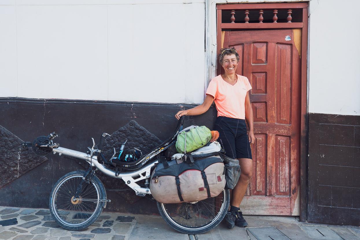 Natalie Courtet chose to cycle the world. She has a budget of 10$/day.