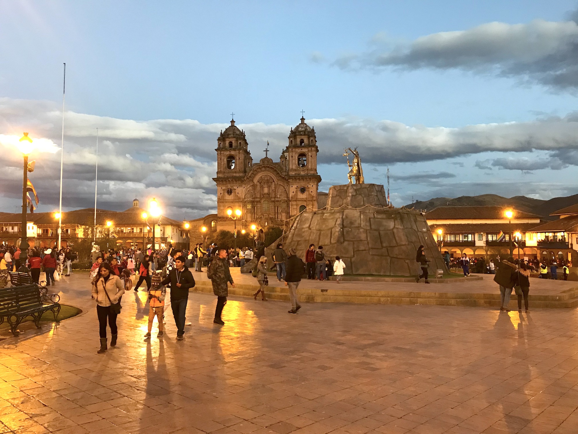 Charming Cusco by night 