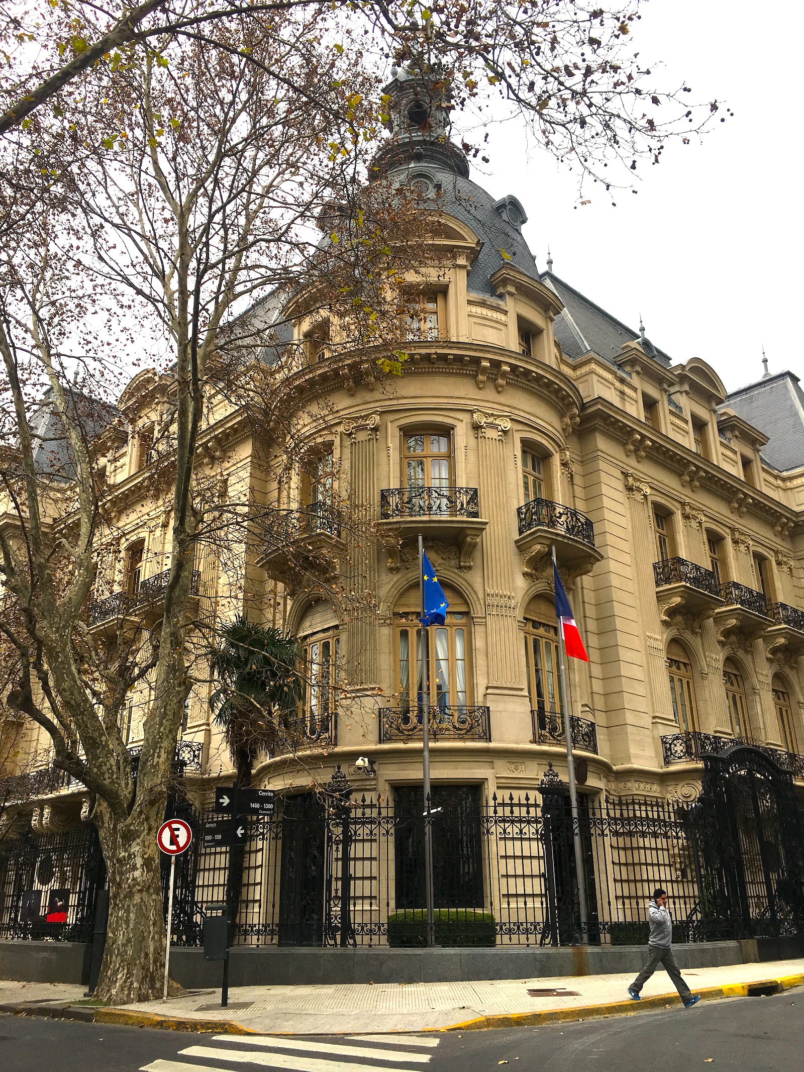 The building of the Embassy of France, Retiro